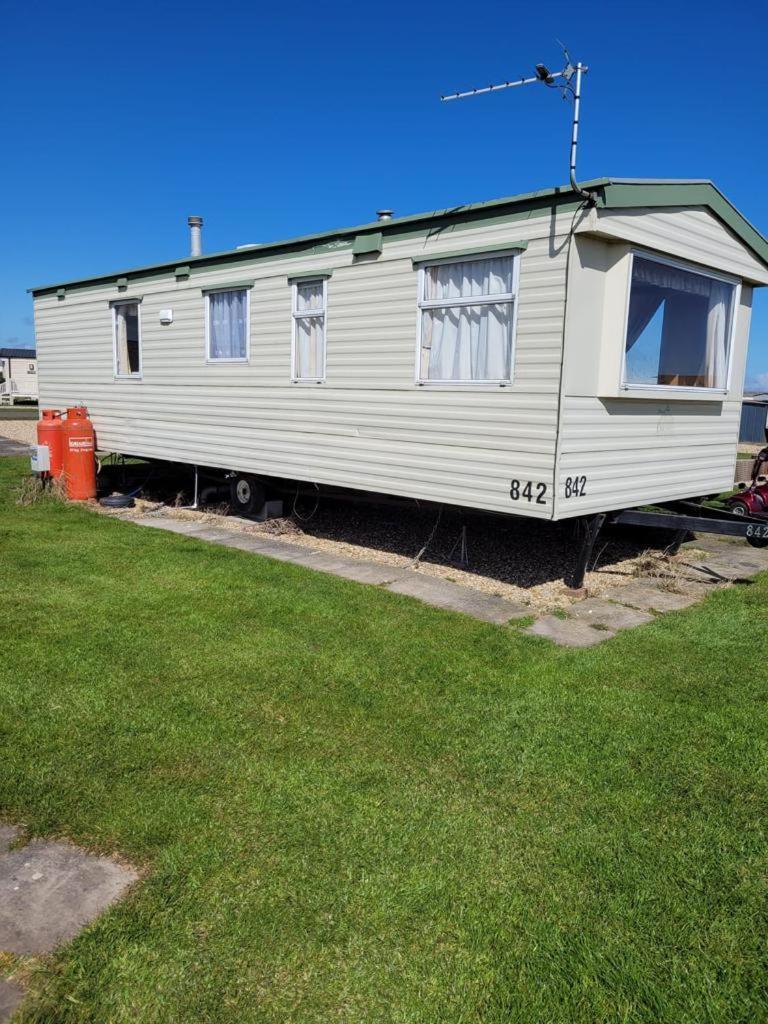 Beautiful 2-Bed Wigwam In Ingoldmells Villa Exterior photo